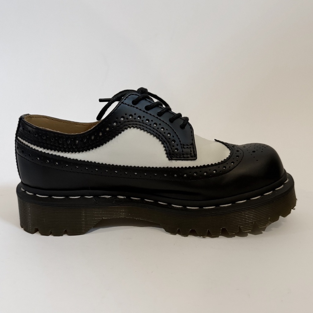 Dr. Martens 3989 Bex Smooth Leather Brogue Shoes Black and White Wingtip Shoes - Picture 5 of 12